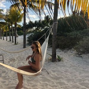 Meet your Posher, Annabelle